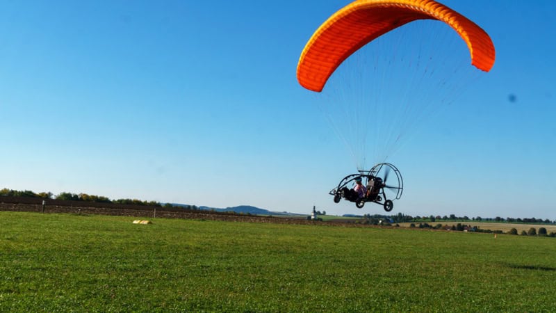 Start des Trikes beim Rundflug in Sachsen.